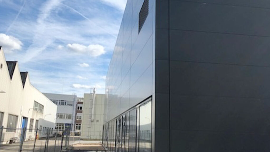 Sandwichfassade-Gaggenau-Daimler-02