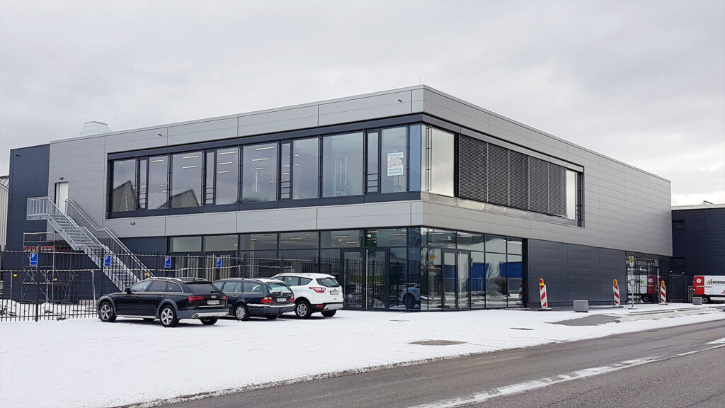 Sandwichfassade-Gaggenau-Daimler-03