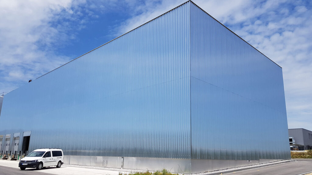Trapez- und Wellfassade Petershausen Kloiber (2020)