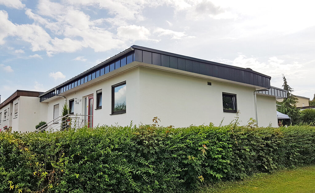 Industriell gefertigtes Stehfalz Rottenburg 2019